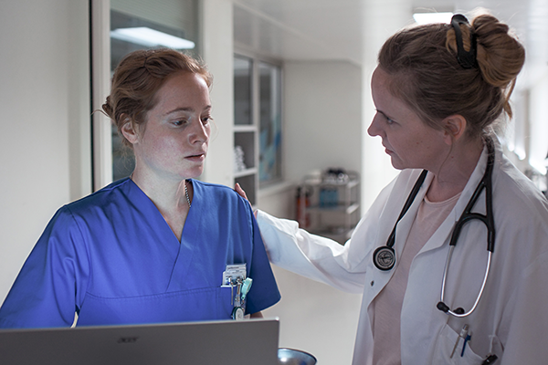 映画『ナースコール』レオニー・ベネシュ