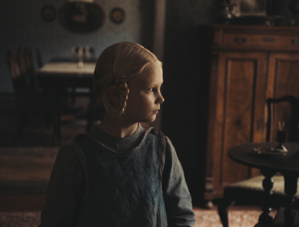 映画『落下音』ハンナ・ヘクト