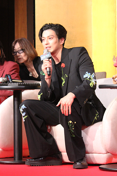 Netflixシリーズ『ONE PIECE　シーズン2』記者会見、新田真剣佑
