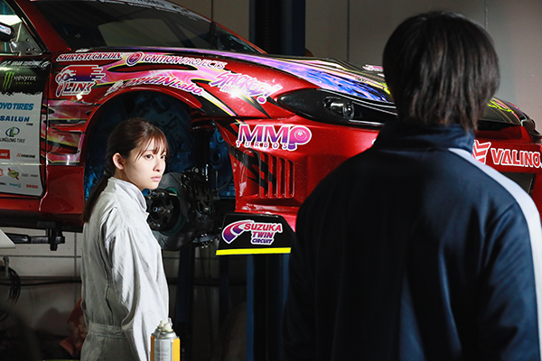 映画『ALIVEHOON アライブフーン』吉川愛