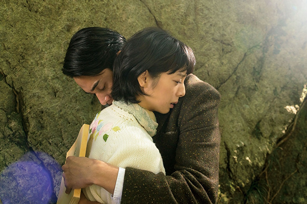 映画『ビブリア古書堂の事件手帖』夏帆/東出昌大