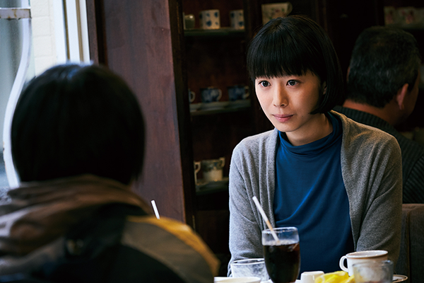 映画『MOTHER マザー』夏帆
